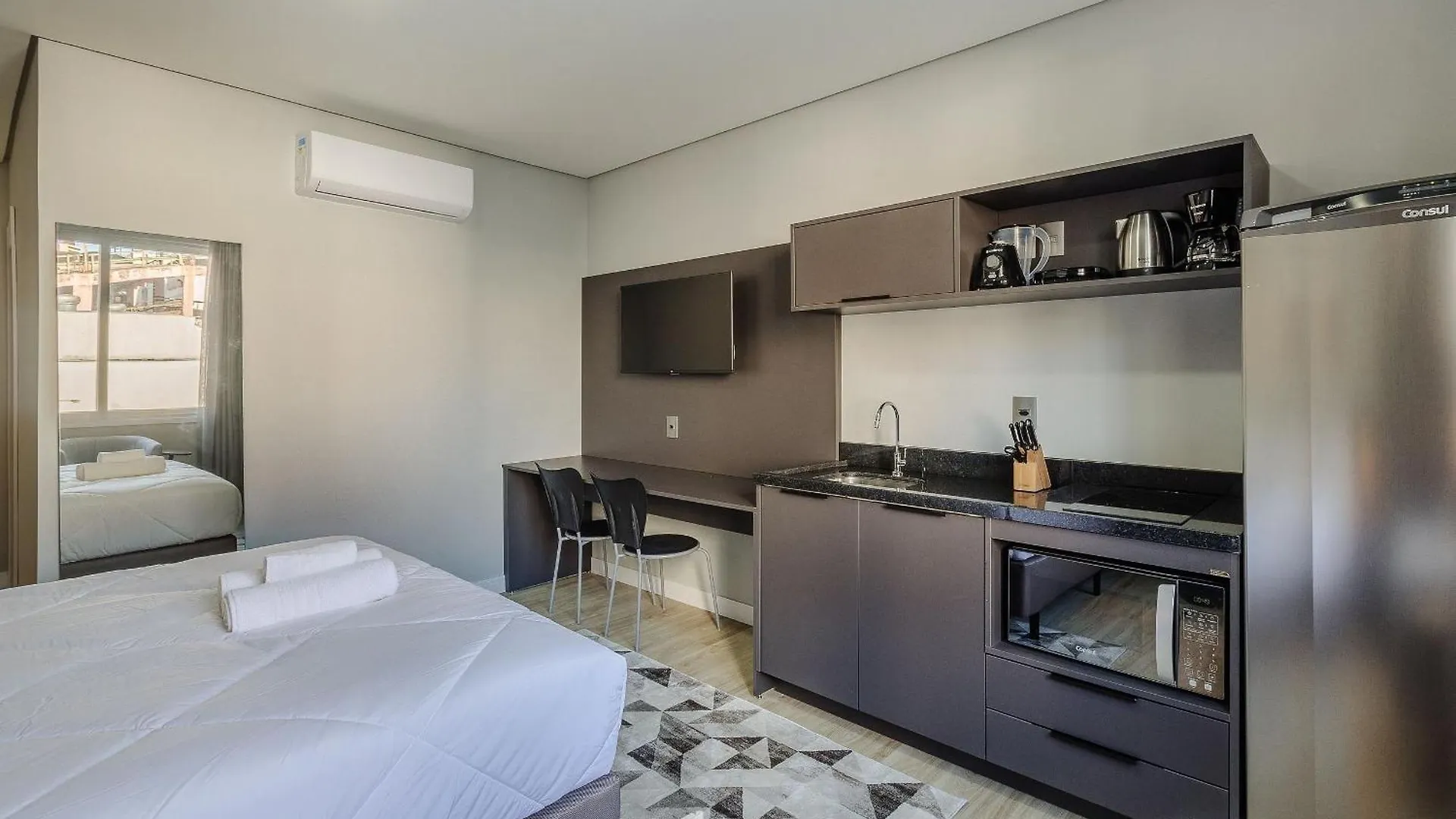 Tco - Apartamentos No Centro Historico Porto Alegre/Rs Brasil