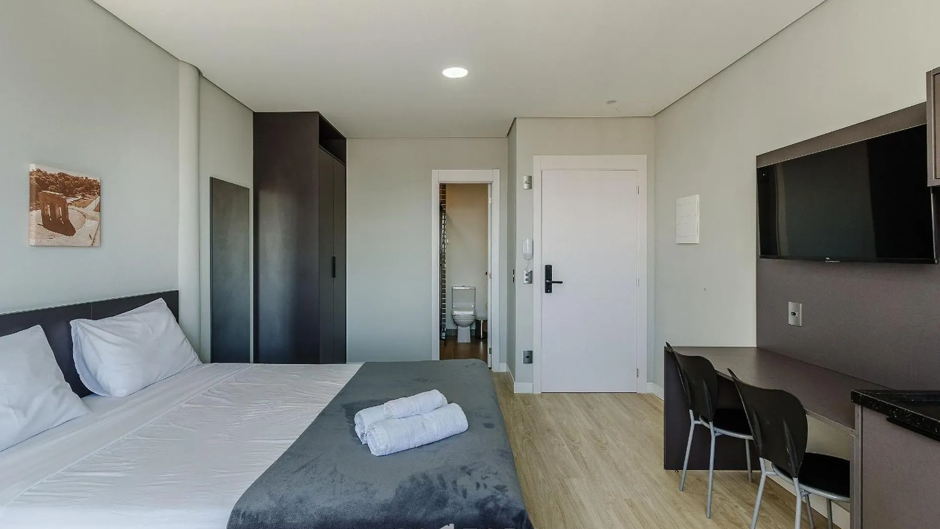 Tco - Apartamentos No Centro Historico Porto Alegre/Rs